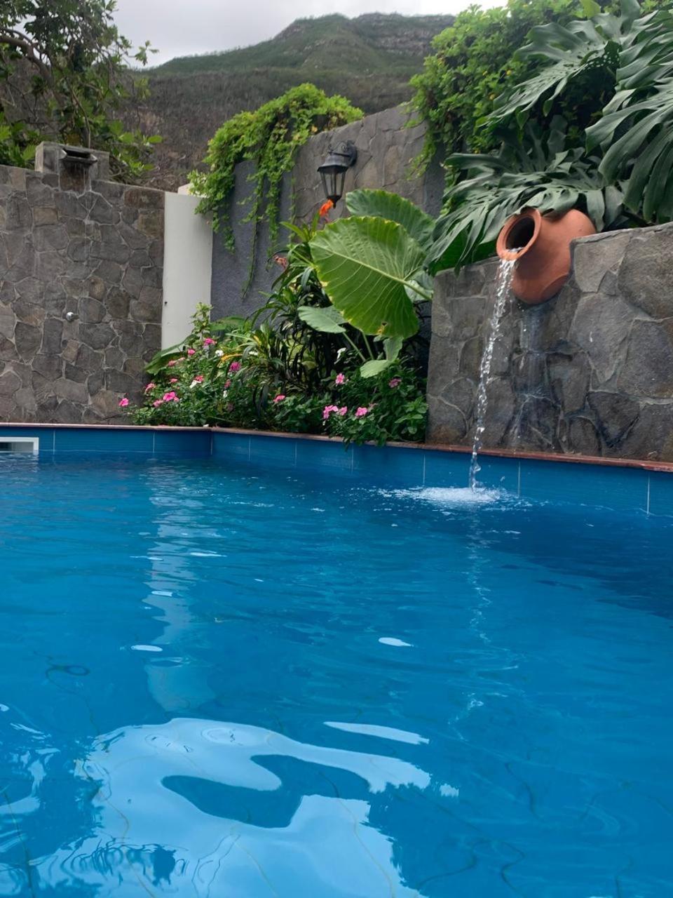 Villa Kasa Wahnon Pombas Exterior foto